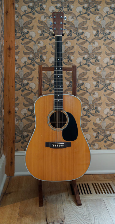 Solo Guitar Stand